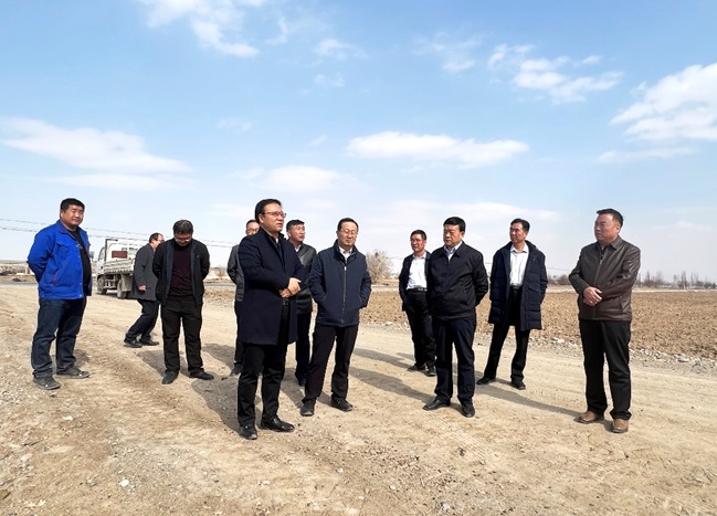 振興種業(yè)在行動(dòng),敦煌種業(yè)牽手奧凱種機(jī)、大禹節(jié)水現(xiàn)場(chǎng)對(duì)接推進(jìn)千畝智慧種業(yè)示范園區(qū)建設(shè)項(xiàng)目